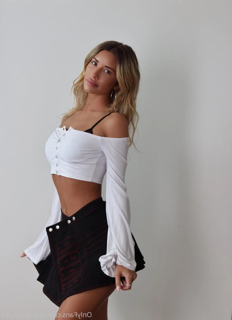 sierraaaskyee Onlyfans leaked photo 1093560 on Hotleaks.tv