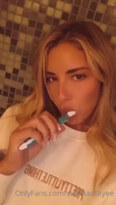 sierraaaskyee Onlyfans leaked video 9429716 on Hotleaks.tv