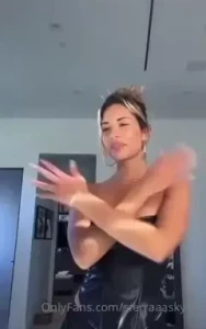 sierraaaskyee Onlyfans leaked video 9429811 on Hotleaks.tv