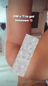 9429974