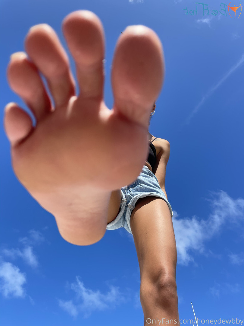Domme Honey 🖤 [ honeydewbby ] Onlyfans leaked photo 17789754 on Hotleaks.tv