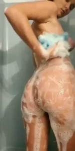 honeysuckle19 Onlyfans leaked video 18052961 on Hotleaks.tv