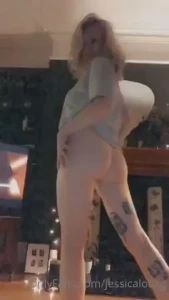 JessicaLou [ jessicalousg ] Onlyfans leaked video 18044157 on Hotleaks.tv