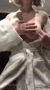 JessicaLou [ jessicalousg ] Onlyfans leaked video 18044200 on Hotleaks.tv