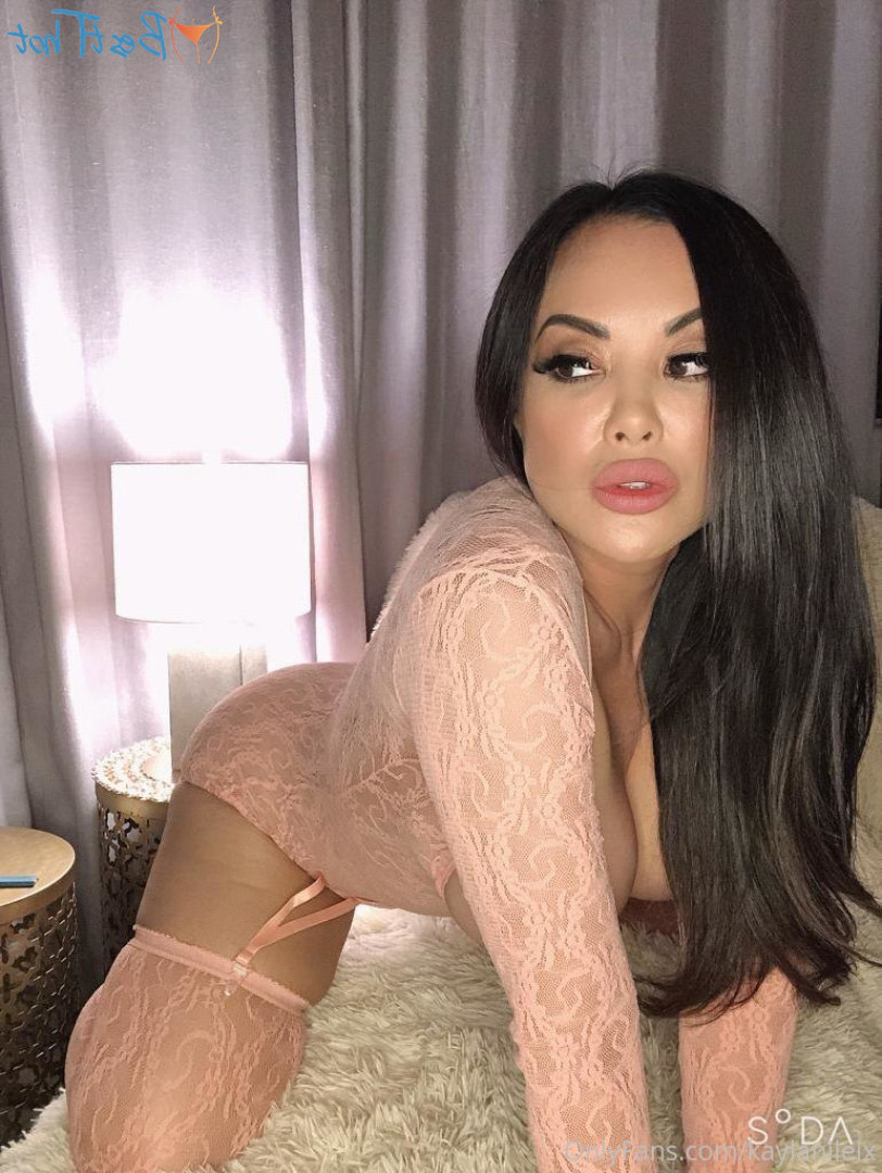 Kaylani Lei [ kaylanileix ] Onlyfans leaked photo 17842304 on Hotleaks.tv