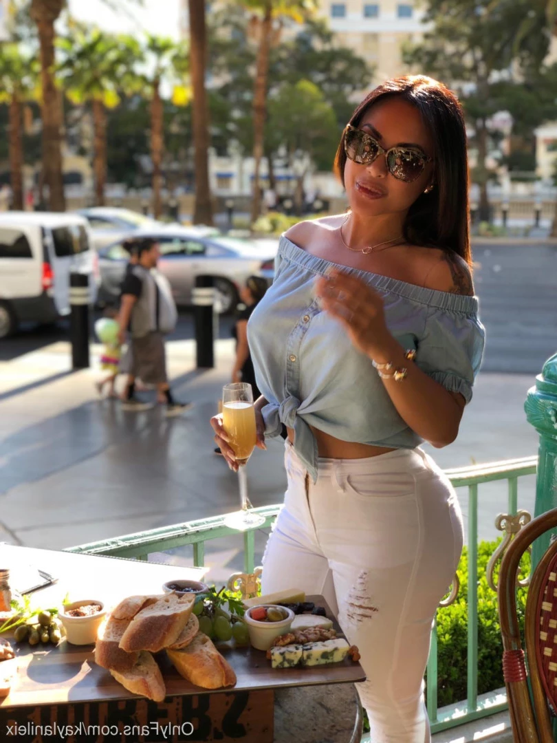 Kaylani Lei [ kaylanileix ] Onlyfans leaked photo 17842311 on Hotleaks.tv
