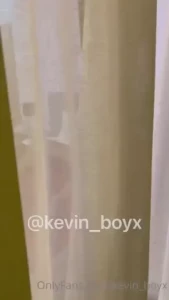 18038277