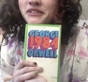 1753586
