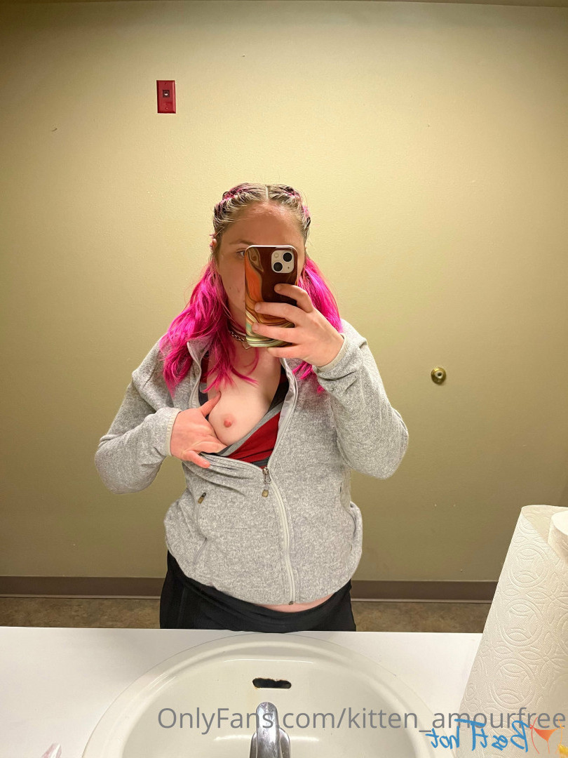 Kat [ kitten_amourfree ] Onlyfans leaked photo 17674099 on Hotleaks.tv