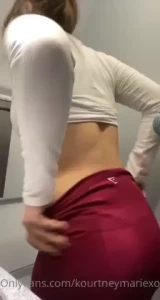 Kourtney [ kourtneymariexo ] Onlyfans leaked video 18035834 on Hotleaks.tv