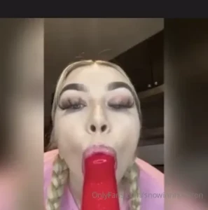 1753946