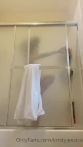 kristyjessica Onlyfans leaked video 18034868 on Hotleaks.tv