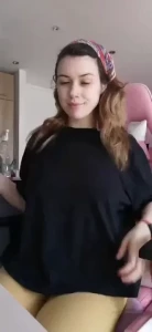 levanabanana [ levanabanana1 ] Onlyfans leaked video 18030657 on Hotleaks.tv