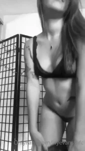 Lily Evans [ lilyevansmfc ] Onlyfans leaked video 18028330 on Hotleaks.tv