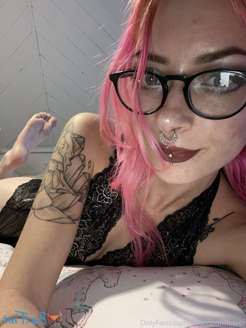 Lily Moonflower [ lilyxmoonflower ] Onlyfans leaked photo 17480724 on Hotleaks.tv