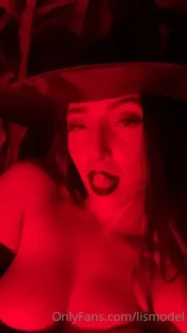 Lis [ lisdelcastilho ] Onlyfans leaked video 18027491 on Hotleaks.tv