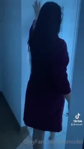 18027586