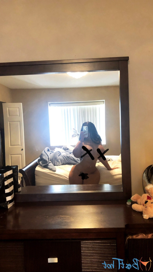 Carmela Habibi [ littlemisslibrarian ] Onlyfans leaked photo 17517994 on Hotleaks.tv