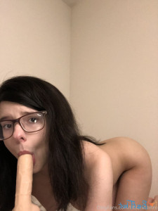 17685039