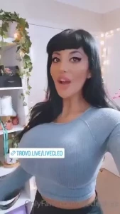 18027093