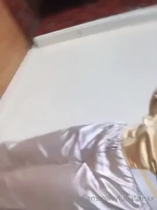 18022403