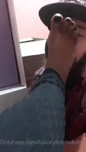18021593