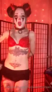 Lydia Wilts [ lydiawiltsclown ] Onlyfans leaked video 18021523 on Hotleaks.tv