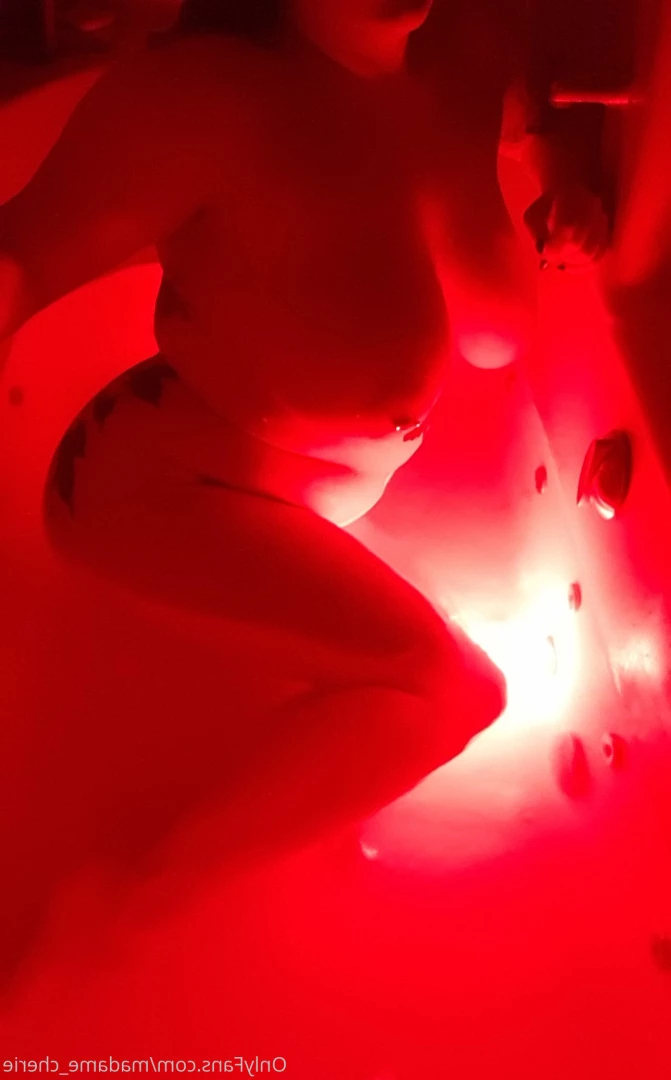 Madame Chérie [ madame_cherie ] Onlyfans leaked photo 17200536 on Hotleaks.tv