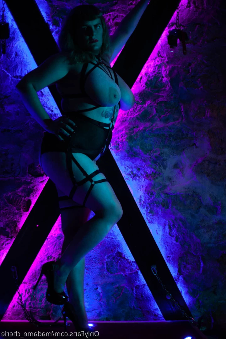Madame Chérie [ madame_cherie ] Onlyfans leaked photo 17200620 on Hotleaks.tv