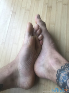 17592709