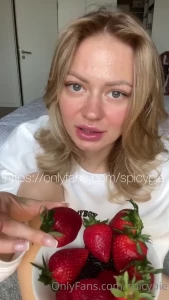 Spicy Pie [ spicypie ] Onlyfans leaked video 10712400 on Hotleaks.tv