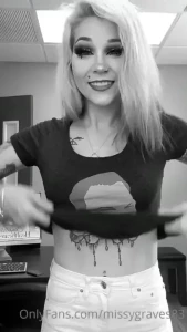 MissyGraves [ missygraves83 ] Onlyfans leaked video 18007994 on Hotleaks.tv