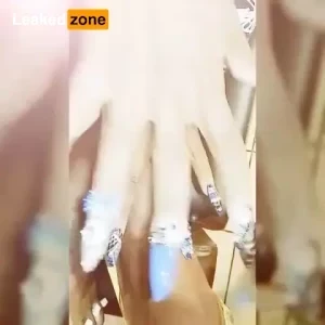 Mizzbeethebody [ mizzbeethebodyxxx ] Onlyfans leaked video 18006918 on Hotleaks.tv
