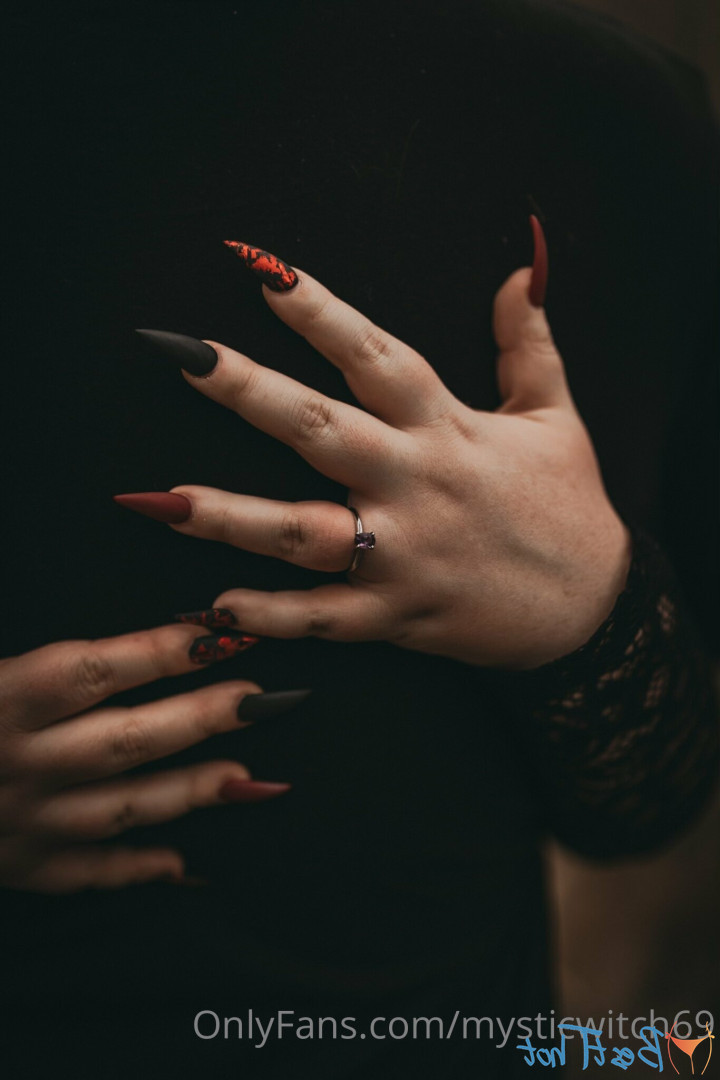 mysticwitch69 Onlyfans leaked photo 17522049 on Hotleaks.tv