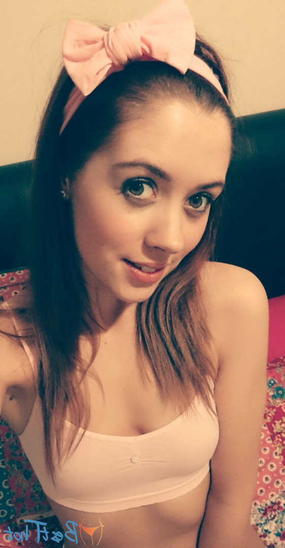 POPPY MORCROFT 🇬🇧 [ naughty_poppy_uk ] Onlyfans leaked photo 17295159 on Hotleaks.tv