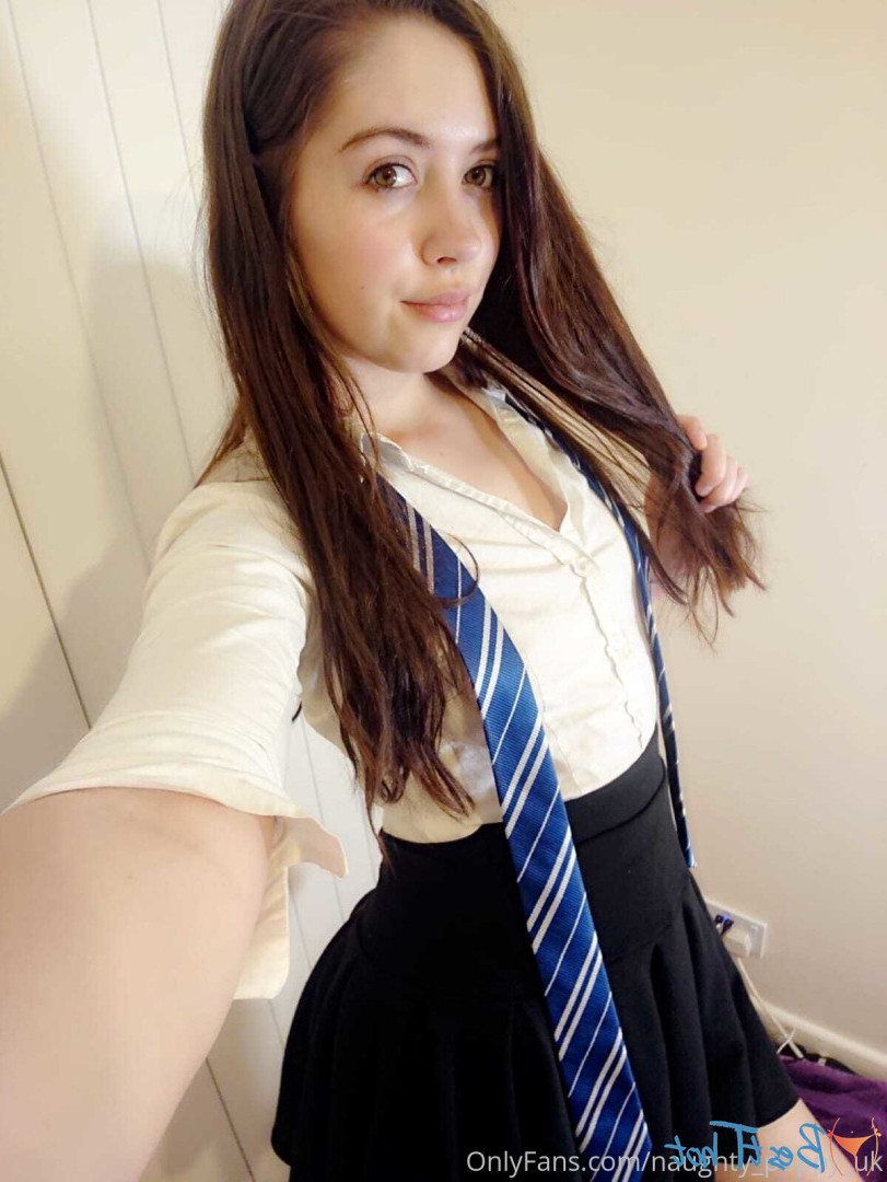 POPPY MORCROFT 🇬🇧 [ naughty_poppy_uk ] Onlyfans leaked photo 17295559 on Hotleaks.tv