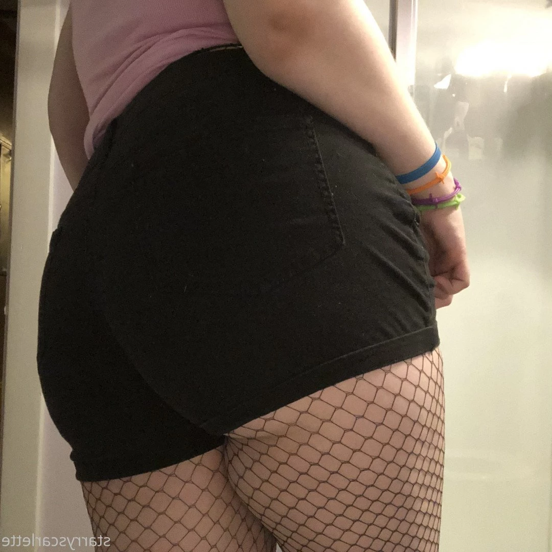 𝙏𝙃𝙄𝘾𝘾 𝙈𝙊𝙈𝙈𝙔 🍒 $3 [ starryscarlette ] Onlyfans leaked photo 1117616 on Hotleaks.tv