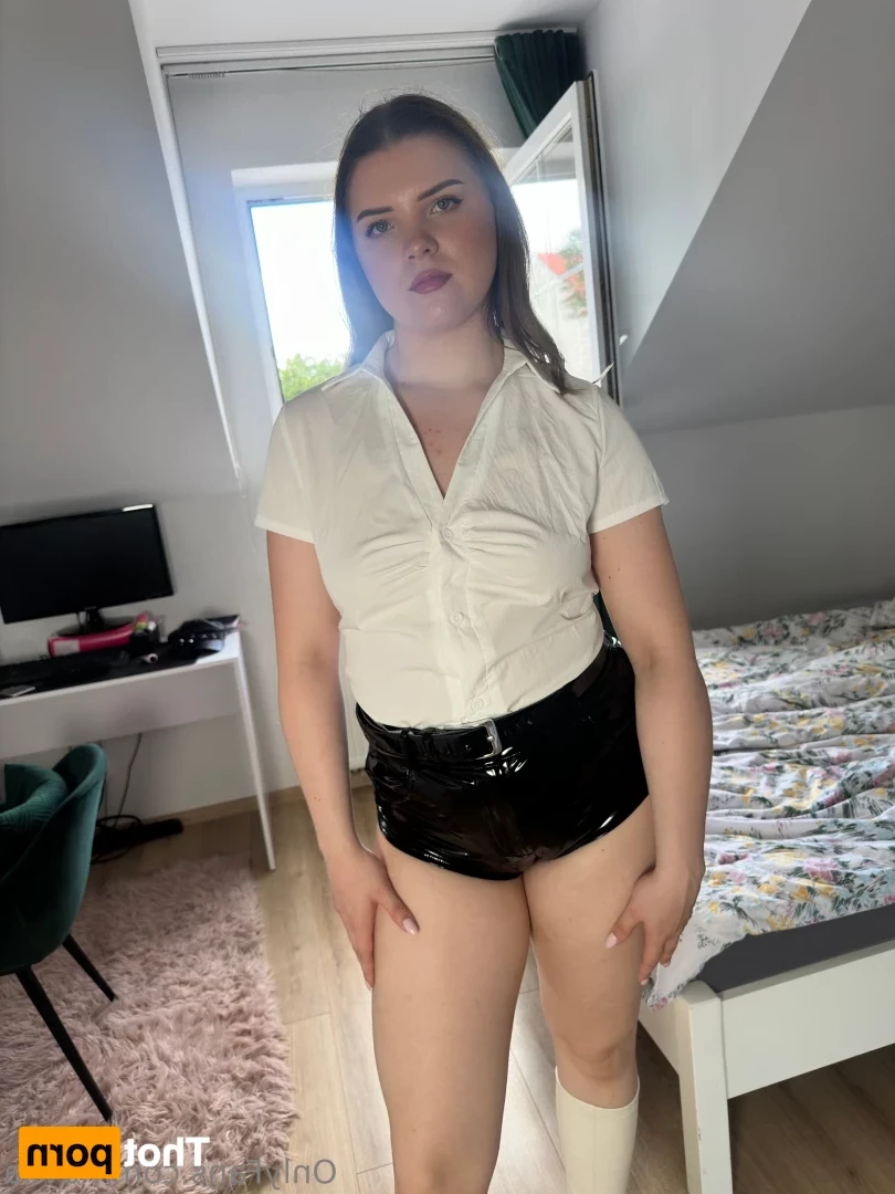 Kinky Navlia [ navlia ] Onlyfans leaked photo 18659802 on Hotleaks.tv