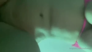 4886518