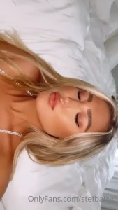 4886559