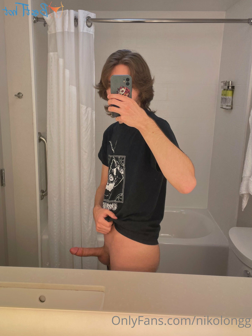 niko [ nikolongg ] Onlyfans leaked photo 17627289 on Hotleaks.tv
