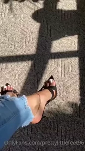 17985118