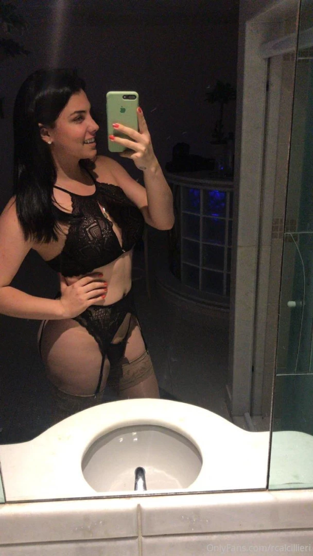 Renata Calcillieri [ rcalcillieri ] Onlyfans leaked photo 17881646 on Hotleaks.tv