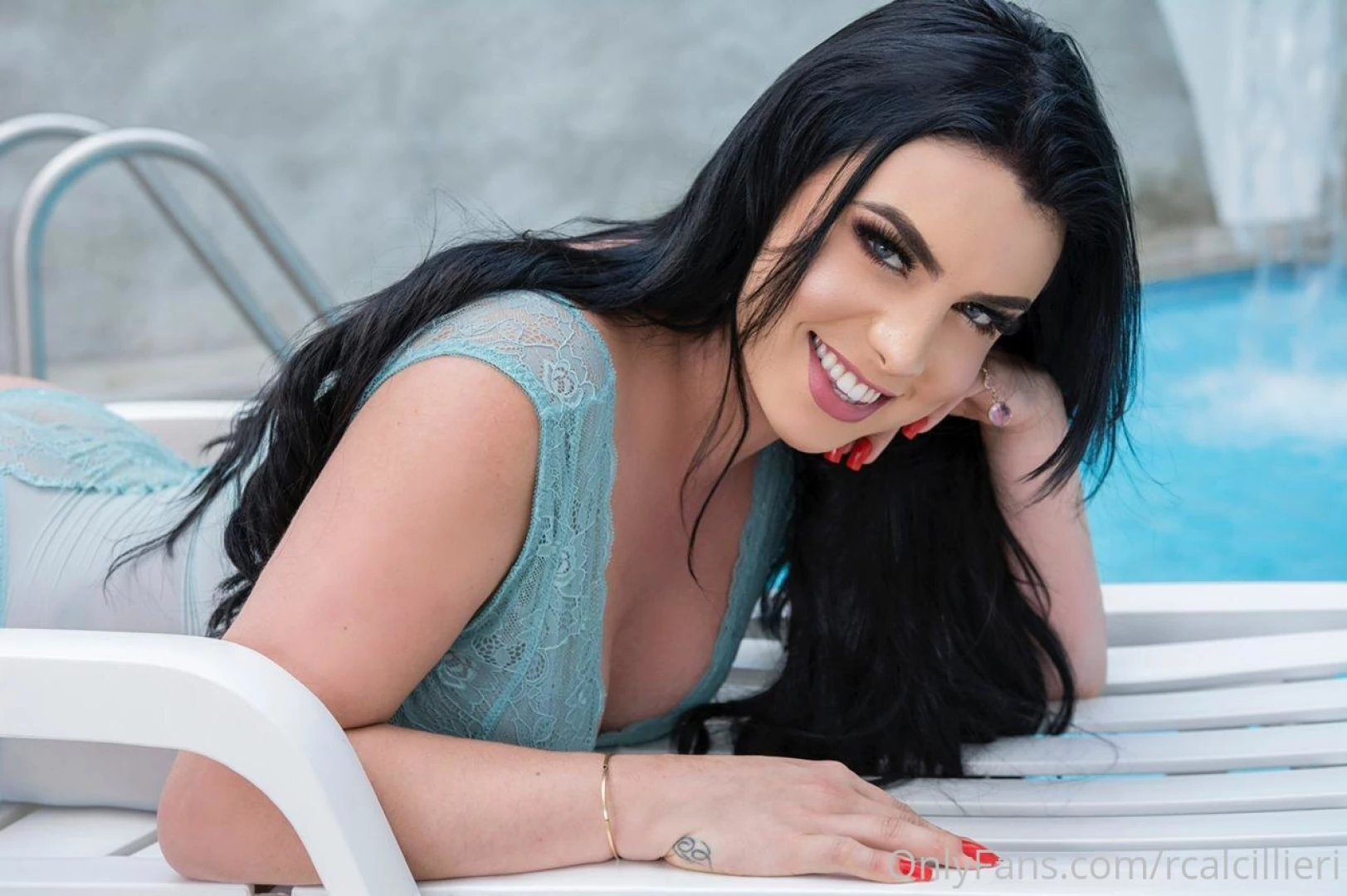 Renata Calcillieri [ rcalcillieri ] Onlyfans leaked photo 17881745 on Hotleaks.tv