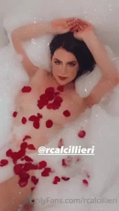 Renata Calcillieri [ rcalcillieri ] Onlyfans leaked video 17979793 on Hotleaks.tv
