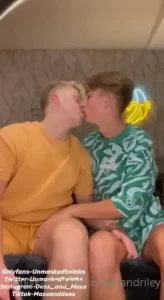 Unmaskedtwinks [ romeoandriley ] Onlyfans leaked video 17974768 on Hotleaks.tv
