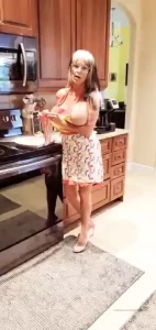 Sally Dangelo [ sallydangeloxxx ] Onlyfans leaked video 17970964 on Hotleaks.tv