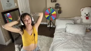 Scarlet Summer [ scarletsummerxx ] Onlyfans leaked video 17954068 on Hotleaks.tv