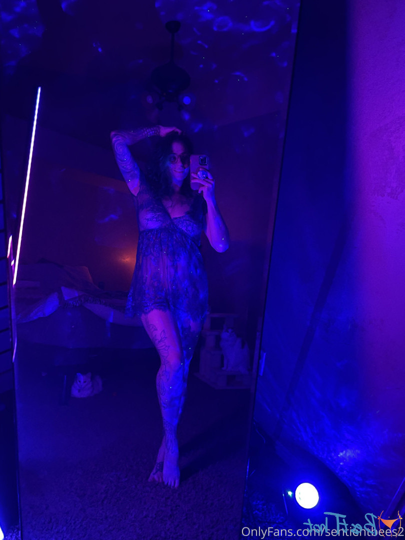 sentientbees2 Onlyfans leaked photo 17704109 on Hotleaks.tv