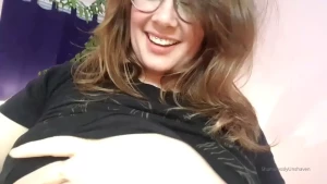 Hairy Queen | ShamelesslyUnshaven [ shamelesslyunshaven ] Onlyfans leaked video 17952040 on Hotleaks.tv